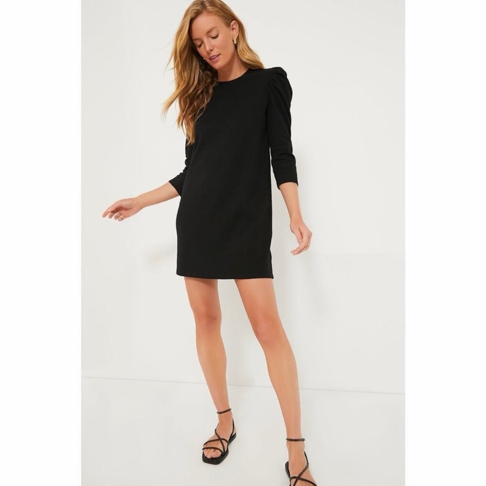 Pomander Place Black Collins Puff
Sleeve Dress Size Medium